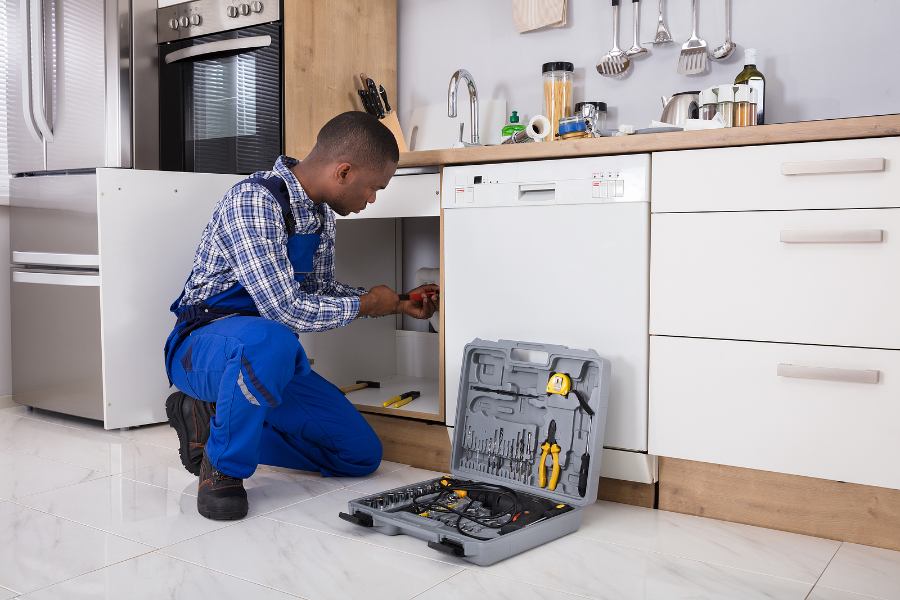 10 Plumbing Things to Do Before Going on Vacation